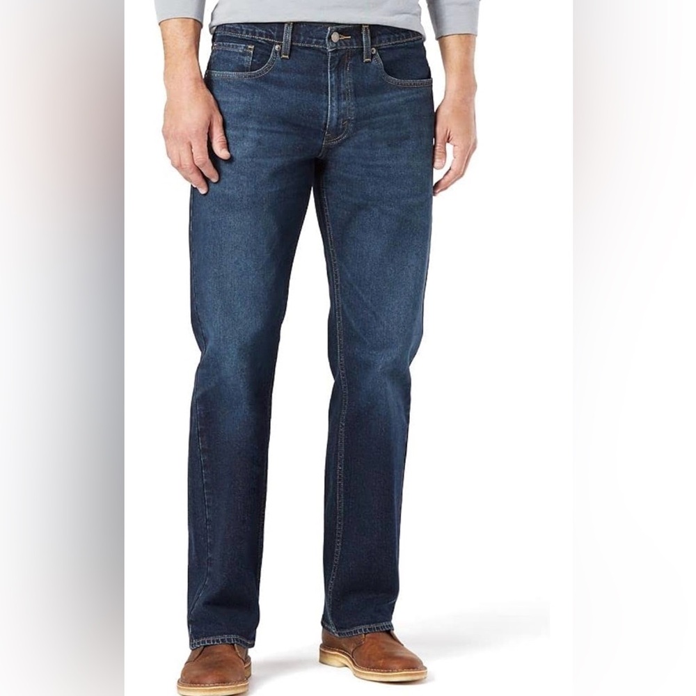Levi’s Signature Relaxed Fit Jean S61 Sz 32x29‎